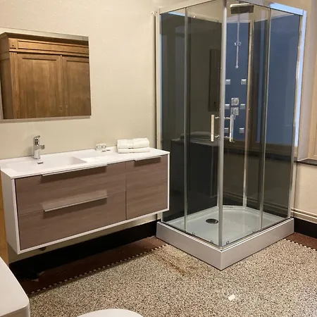 D'avalon 5 *